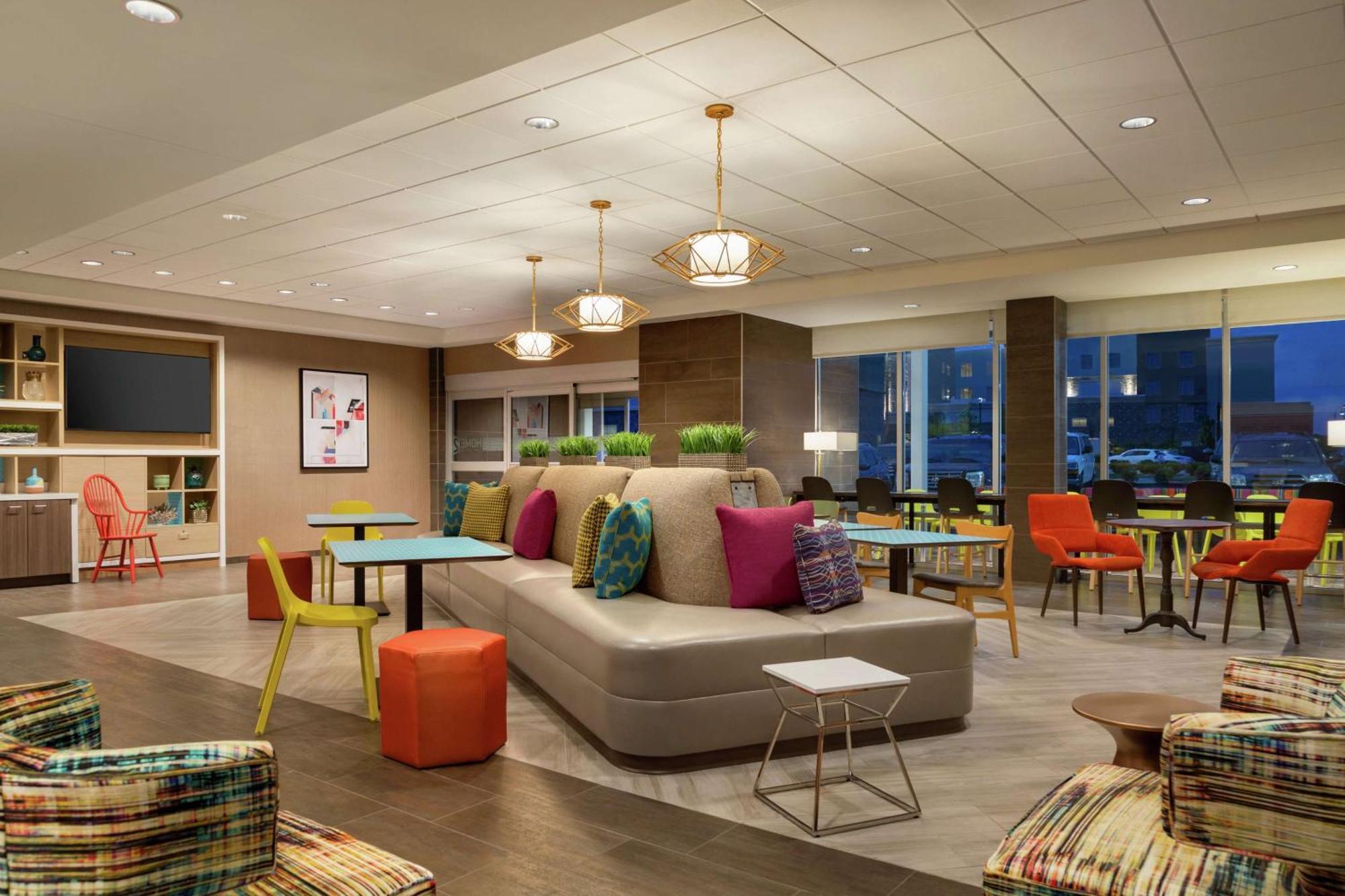 Home2 Suites By Hilton Frederick Exterior photo